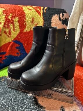 C Comfort Black Platform Boots- Size 9